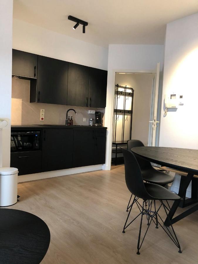 Condo Romain นิวว์ปอร์ท ภายนอก รูปภาพ
